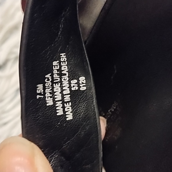 Marc Fisher shoes - Picture 4 of 6